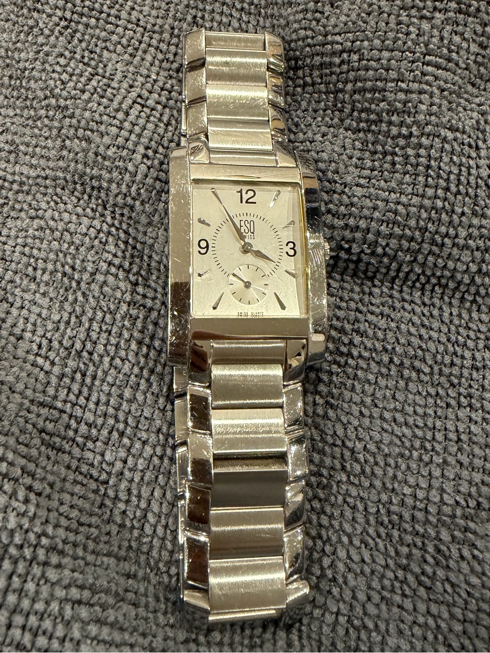 ESQ Swiss E5079 Rectangular Silver-Tone Watch
Mens/Unisex